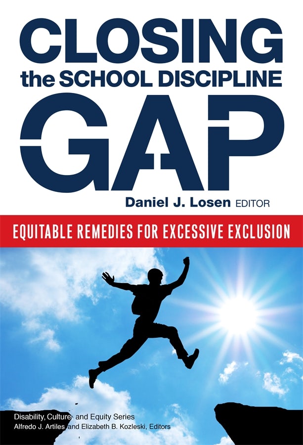 Cover image for Closing the School Discipline Gap, isbn: 9780807756140